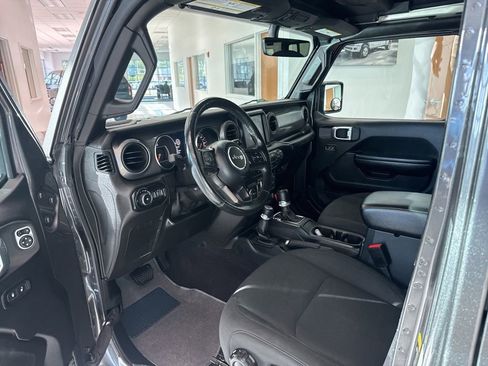 Used 2021 Jeep Wrangler Unlimited Sport w/ Sun And Sound Package AWD/4WD image 2