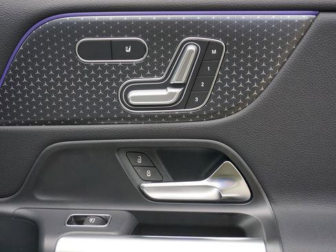 Certified 2026 Mercedes-Benz GLA 250 image 64