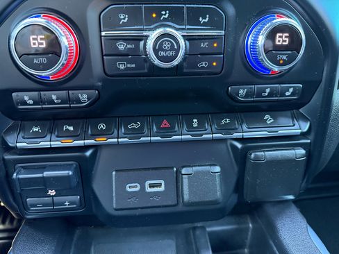 Used 2021 GMC Sierra 1500 AT4 w/ AT4 Value Package image 37