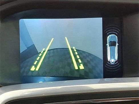 Used 2015 Volvo V60 T5 Cross Country w/ Climate Package image 4