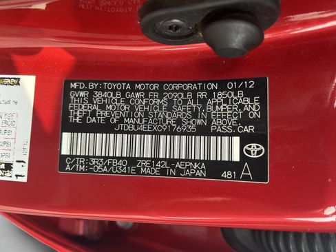 Used 2012 Toyota Corolla LE FWD image 17