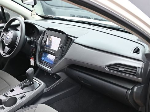 Used 2024 Subaru Crosstrek 2.0i AWD/4WD image 31
