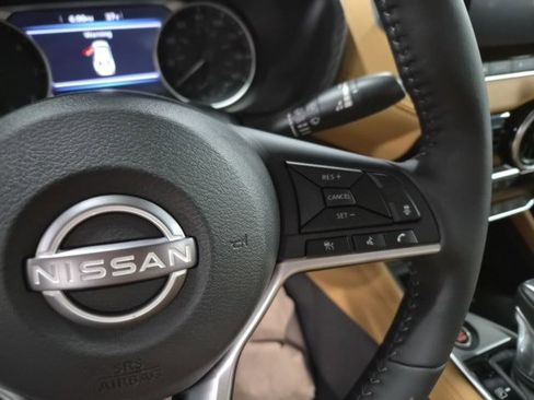 New 2025 Nissan Sentra SV w/ SV Premium Package image 24