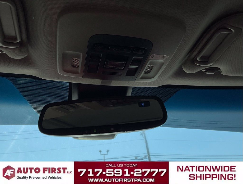 Used 2018 Toyota Camry SE w/ Audio Package FWD image 30