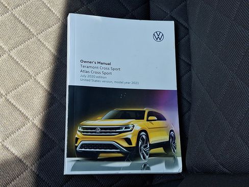 Used 2021 Volkswagen Atlas Cross Sport S FWD image 25