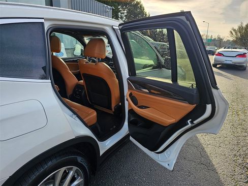 Used 2018 BMW X3 xDrive30i image 13