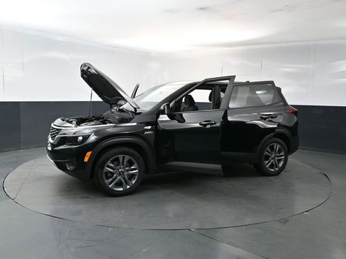Used 2021 Kia Seltos LX AWD/4WD image 27