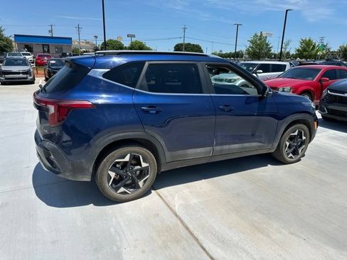 Used 2024 Kia Seltos EX AWD/4WD image 17