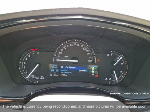 Used 2019 Cadillac XT5 FWD image 16