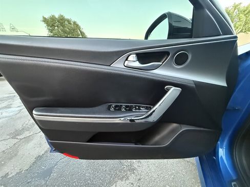 Used 2021 Kia Stinger GT image 22