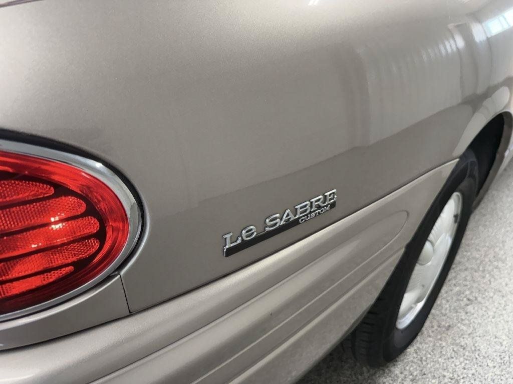 Used 2000 Buick Le Sabre Custom w/ Prestige Opt Pkg FWD image 7