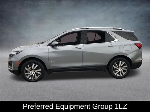 Used 2023 Chevrolet Equinox Premier image 3