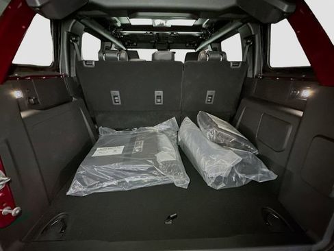 New 2025 Ford Bronco Badlands image 26