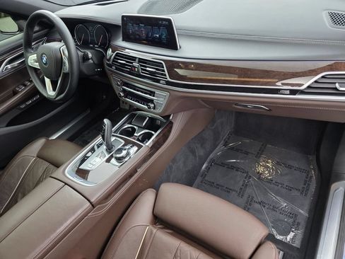Used 2016 BMW 740i RWD image 30