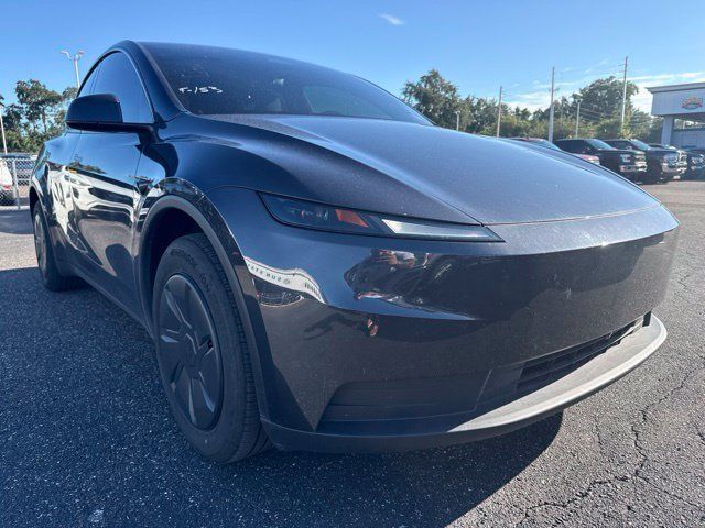 Used 2026 Tesla Model Y 2WD image 3