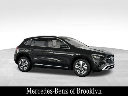Used 2026 Mercedes-Benz GLA 250 4MATIC image 16