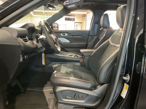 New 2026 Ford Explorer Tremor AWD/4WD image 8