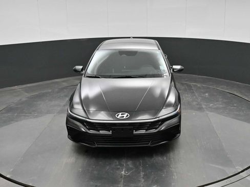 New 2026 Hyundai Elantra Blue image 24