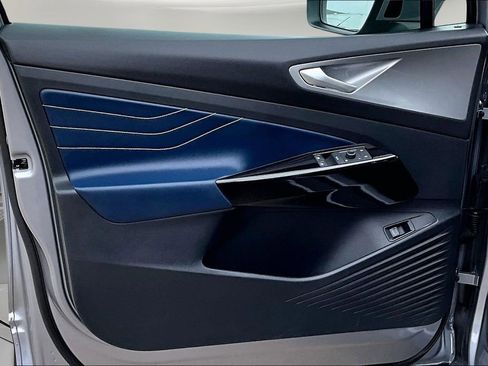 Used 2024 Volkswagen ID.4 S image 19