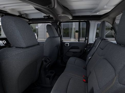 New 2026 Jeep Wrangler Unlimited Sahara AWD/4WD image 24