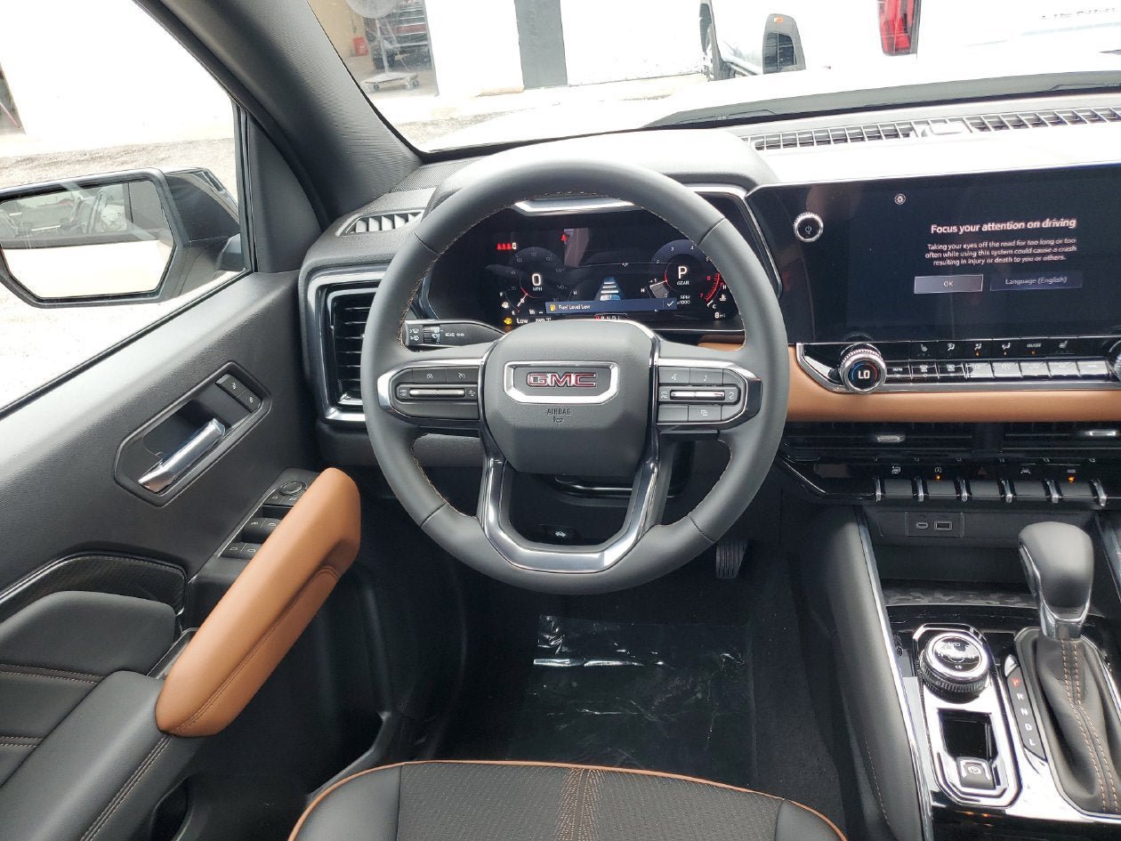 New 2026 GMC Canyon AT4 AWD/4WD image 13