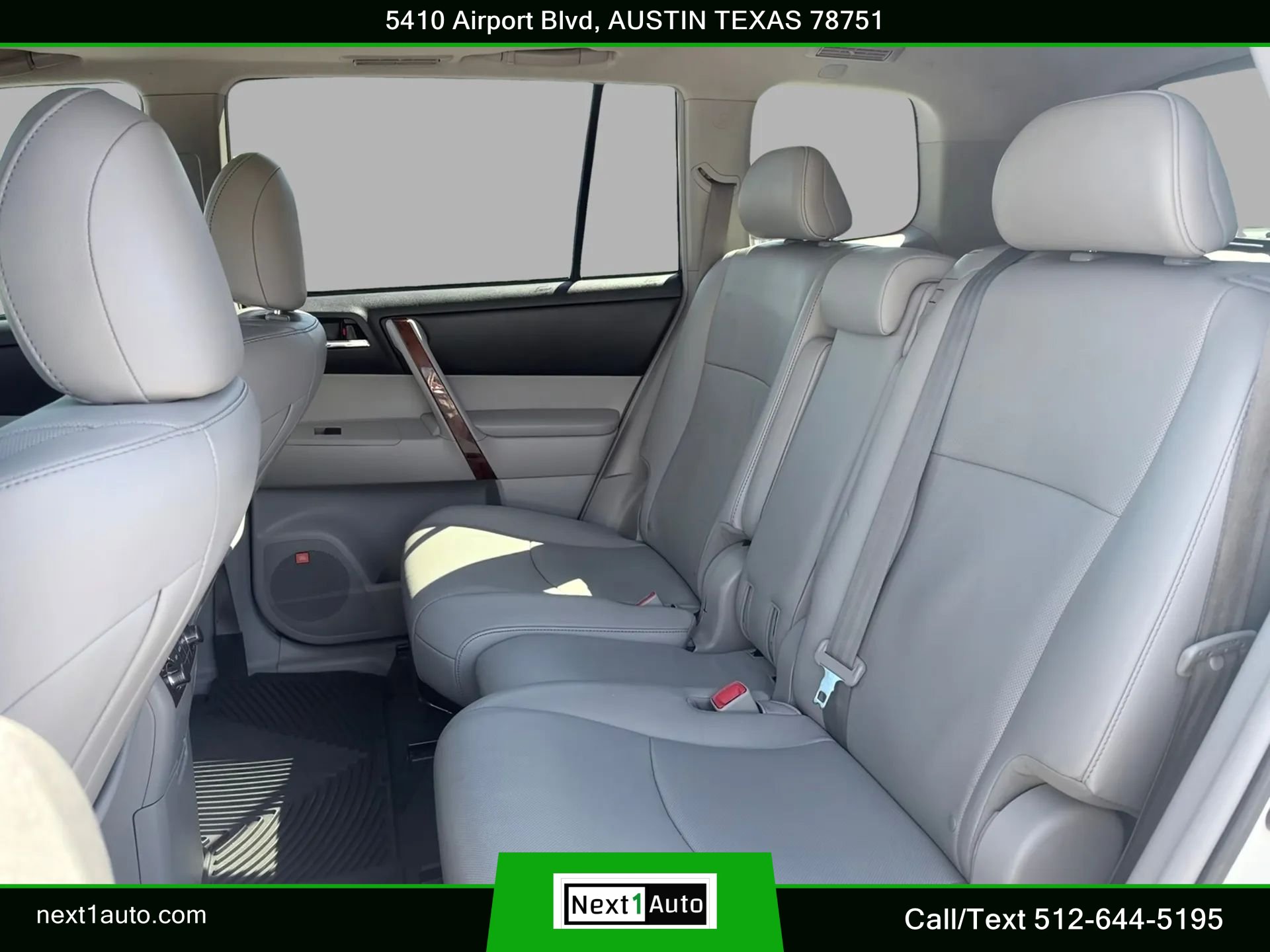 Used 2012 Toyota Highlander Limited w/ Tow Pkg AWD/4WD image 32