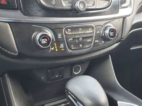 Certified 2023 Chevrolet Traverse LT w/ Midnight/Sport Edition image 33