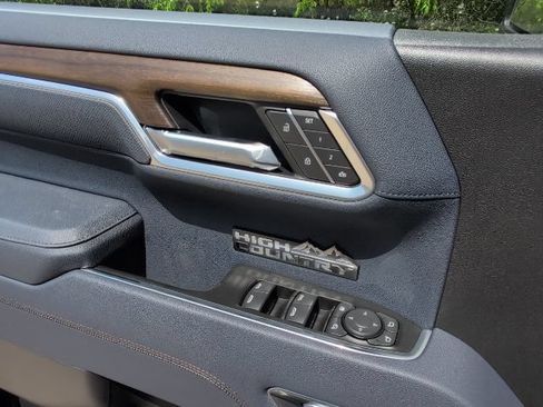 New 2026 Chevrolet Silverado 1500 High Country AWD/4WD image 15