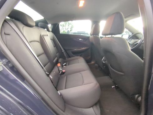 Used 2025 Chevrolet Malibu LT FWD image 9