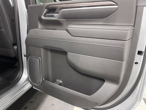 Used 2026 Chevrolet Silverado 3500 LTZ image 18