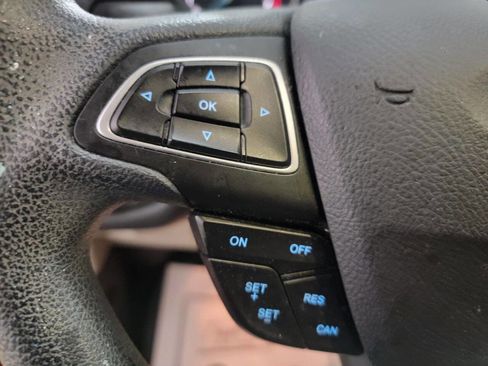 Used 2018 Ford Escape SE FWD image 24