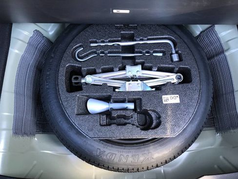 Used 2023 Honda Civic EX image 13