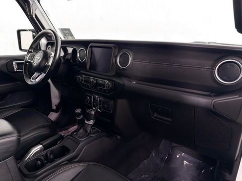 Used 2021 Jeep Wrangler Unlimited Sahara w/ Uconnect 4C Nav & Sound Group image 31