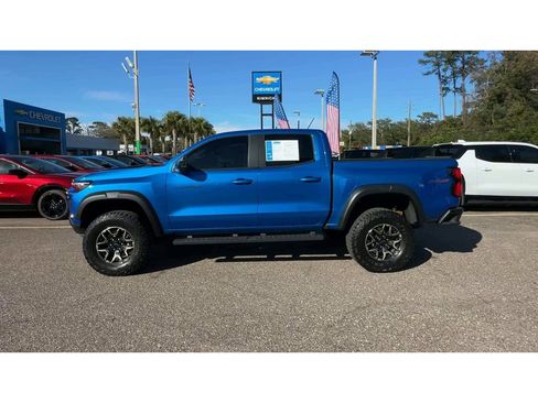 Used 2024 Chevrolet Colorado ZR2 w/ Technology Package image 9