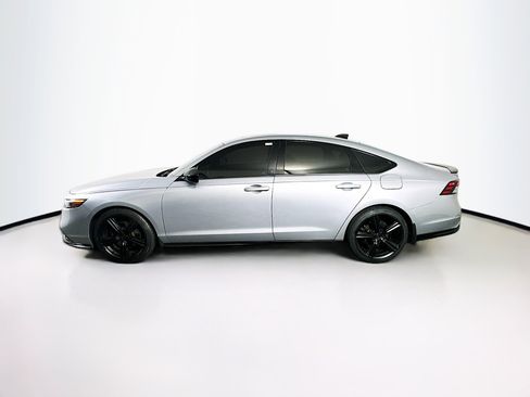 Used 2023 Honda Accord Sport image 4