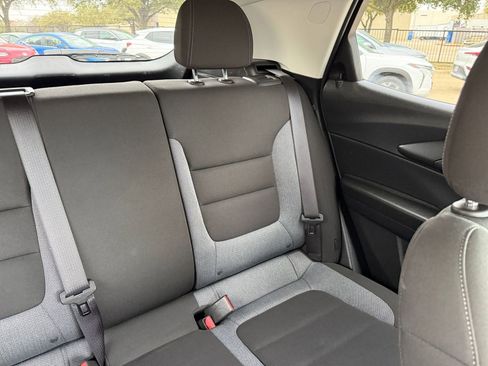 Used 2025 Chevrolet TrailBlazer LT image 37