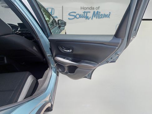 Certified 2025 Honda HR-V Sport image 29