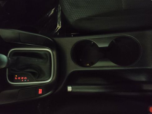 Used 2020 Kia Soul LX FWD image 26