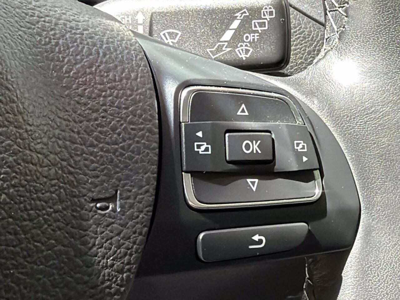Used 2017 Volkswagen Tiguan S AWD/4WD image 18