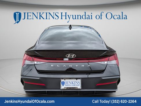 New 2026 Hyundai Elantra SEL Sport Premium FWD image 6
