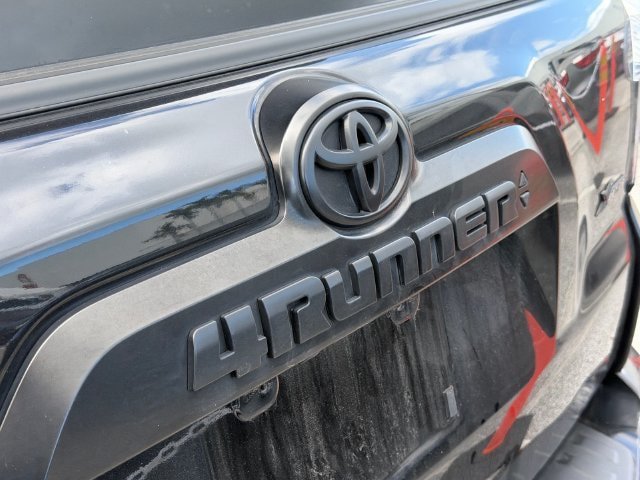 Used 2024 Toyota 4Runner TRD Off-Road AWD/4WD image 8