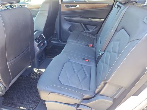 Used 2026 Volkswagen Atlas SE AWD/4WD image 30