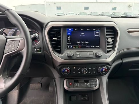 Used 2023 GMC Acadia AT4 w/ Technology Package AWD/4WD image 21