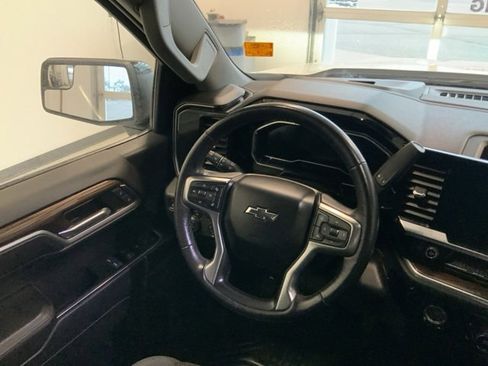 Used 2023 Chevrolet Silverado 1500 RST w/ Z71 Off-Road Package image 25