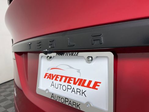 Used 2019 Tesla Model X Long Range image 19