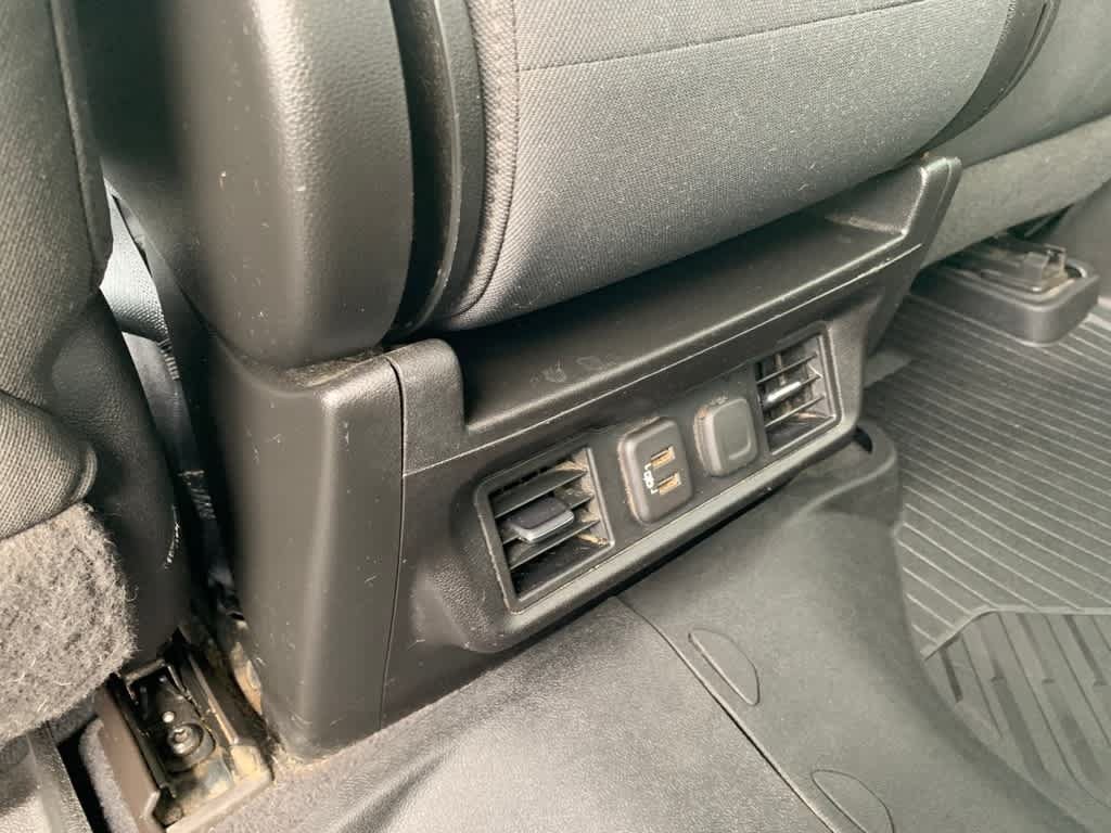 Used 2021 Chevrolet Silverado 1500 LT AWD/4WD image 24