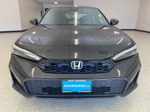 Used 2025 Honda Civic Sport Touring image 4