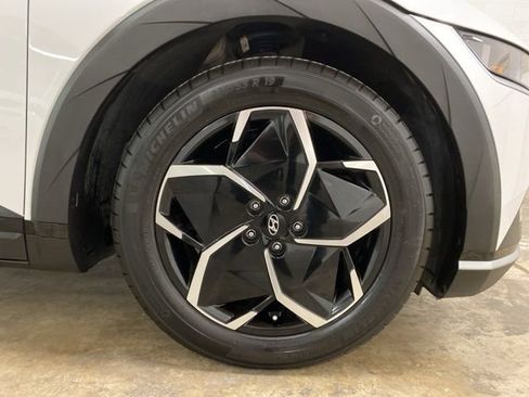 Used 2023 Hyundai Ioniq 5 SEL image 28