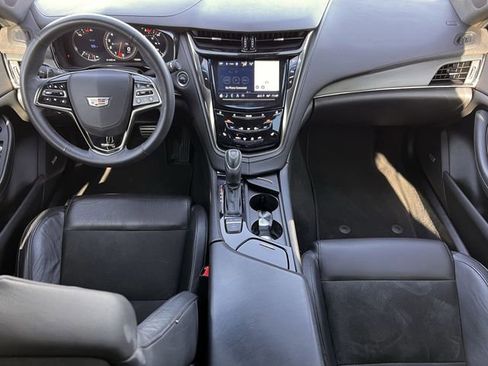 Used 2018 Cadillac CTS V w/ Luxury Package image 10