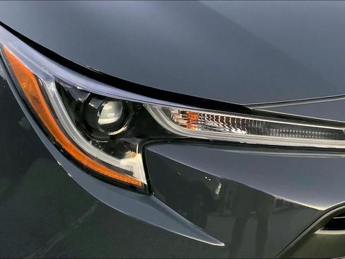 Used 2026 Toyota Corolla LE FWD image 24